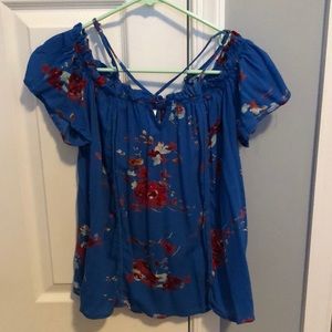 super adorable blue flower shirt,off the shoulder
